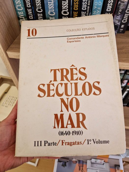 Coleção (parcial . n.ºs 10 a 20) da obra Três séculos no mar