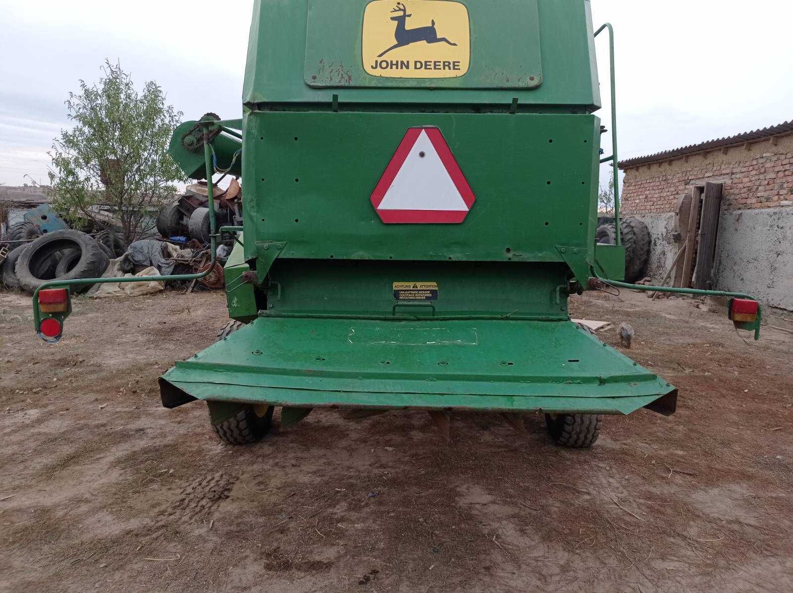 Комбайн john deere