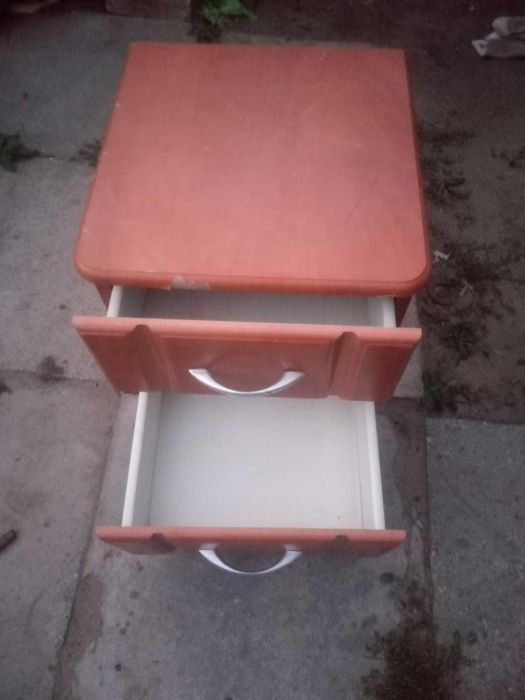 Тумба приліжкова в спальню