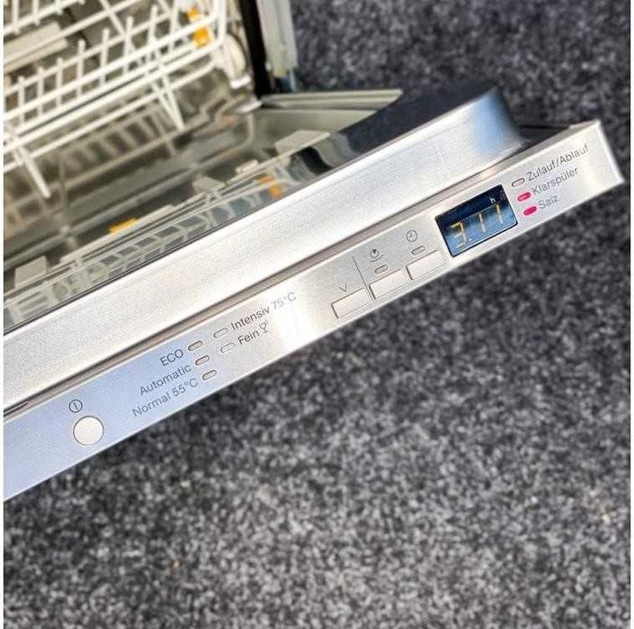 Вбудована посудомийна машина Miele G 4970 SCVi посудомоечная