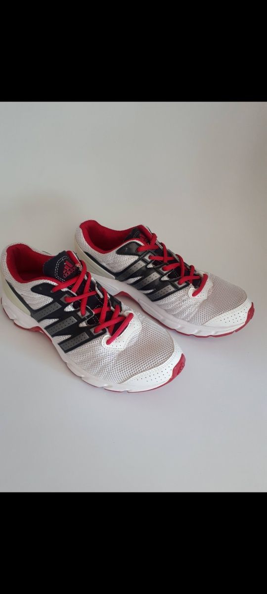 Ténis Corrida Adidas  n° 37,5