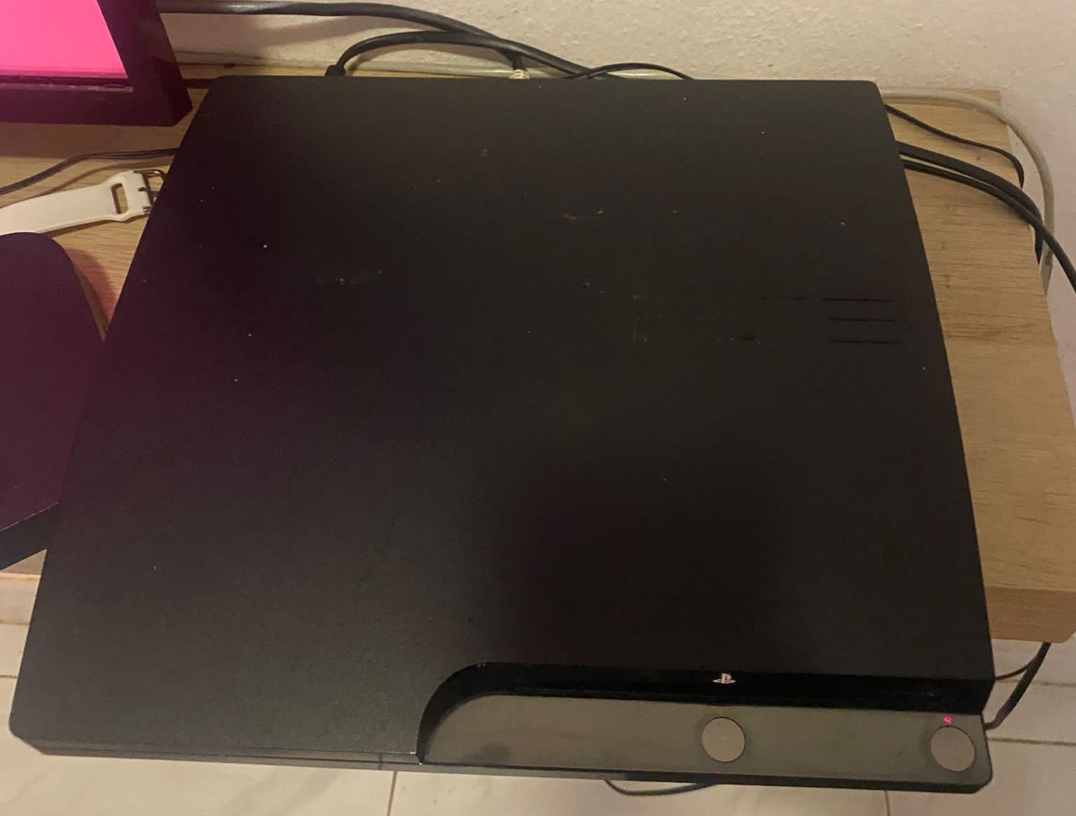 PlayStation 3 e comando golden edition ps4