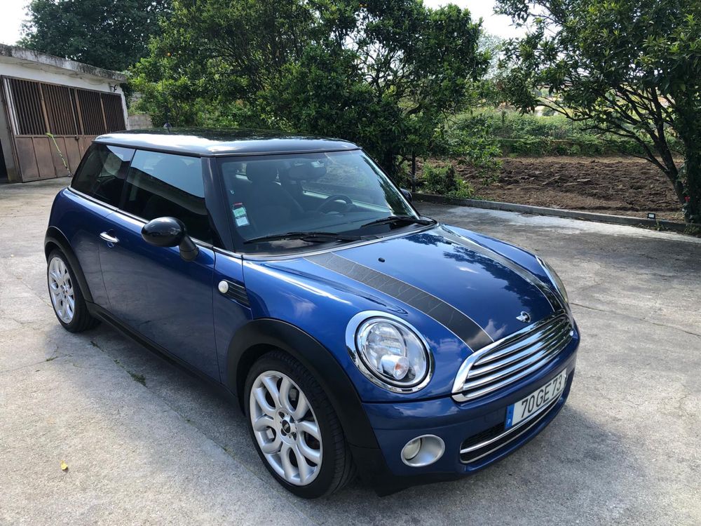 Mini Couper D Azul