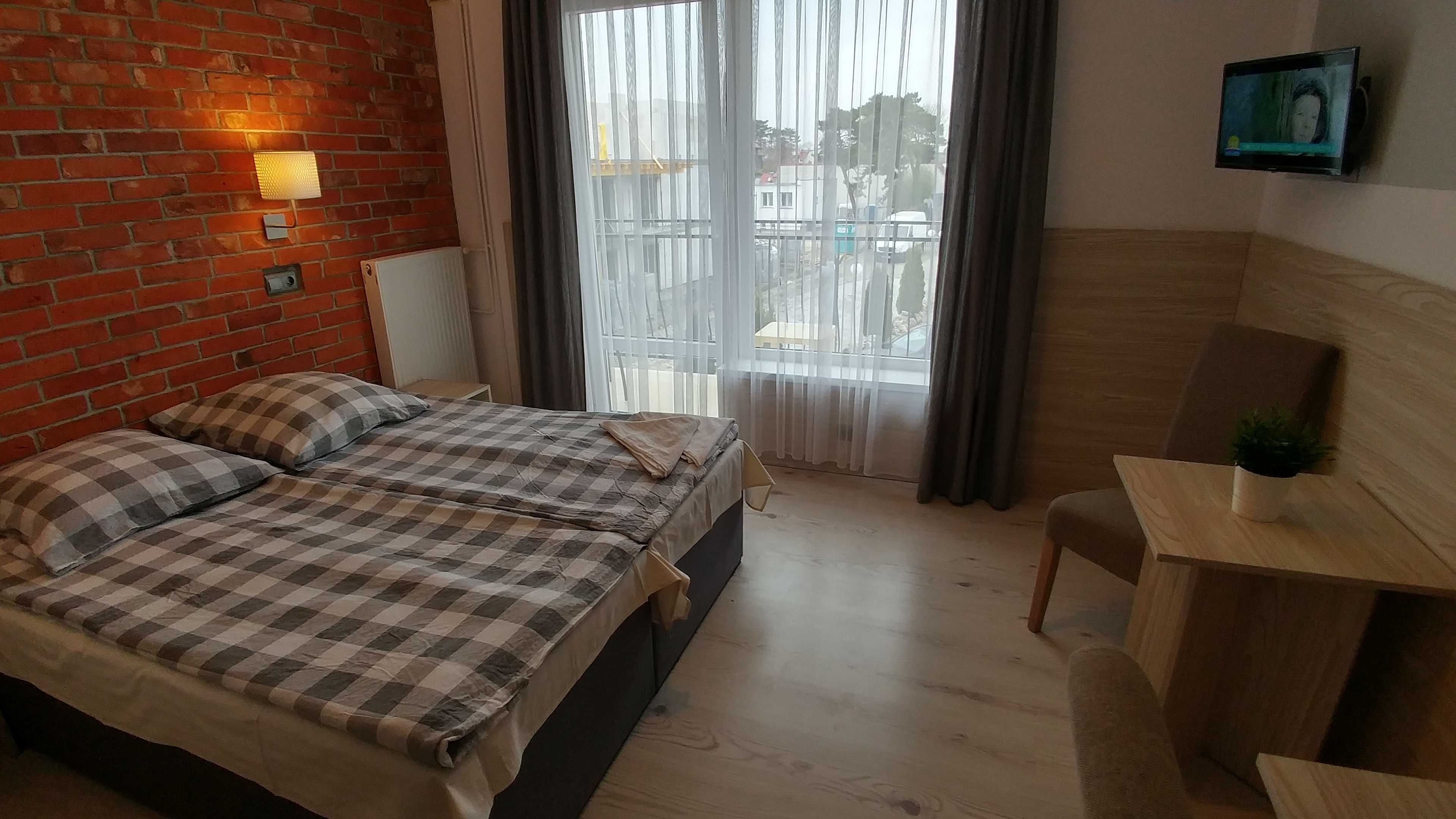 Apartamenty, Pokoje,  Domki letniskowe  nad morzem  MIELNO