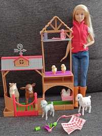 Barbie weterynarz lecznica zwierzęta farma gospodarstwo GCK86