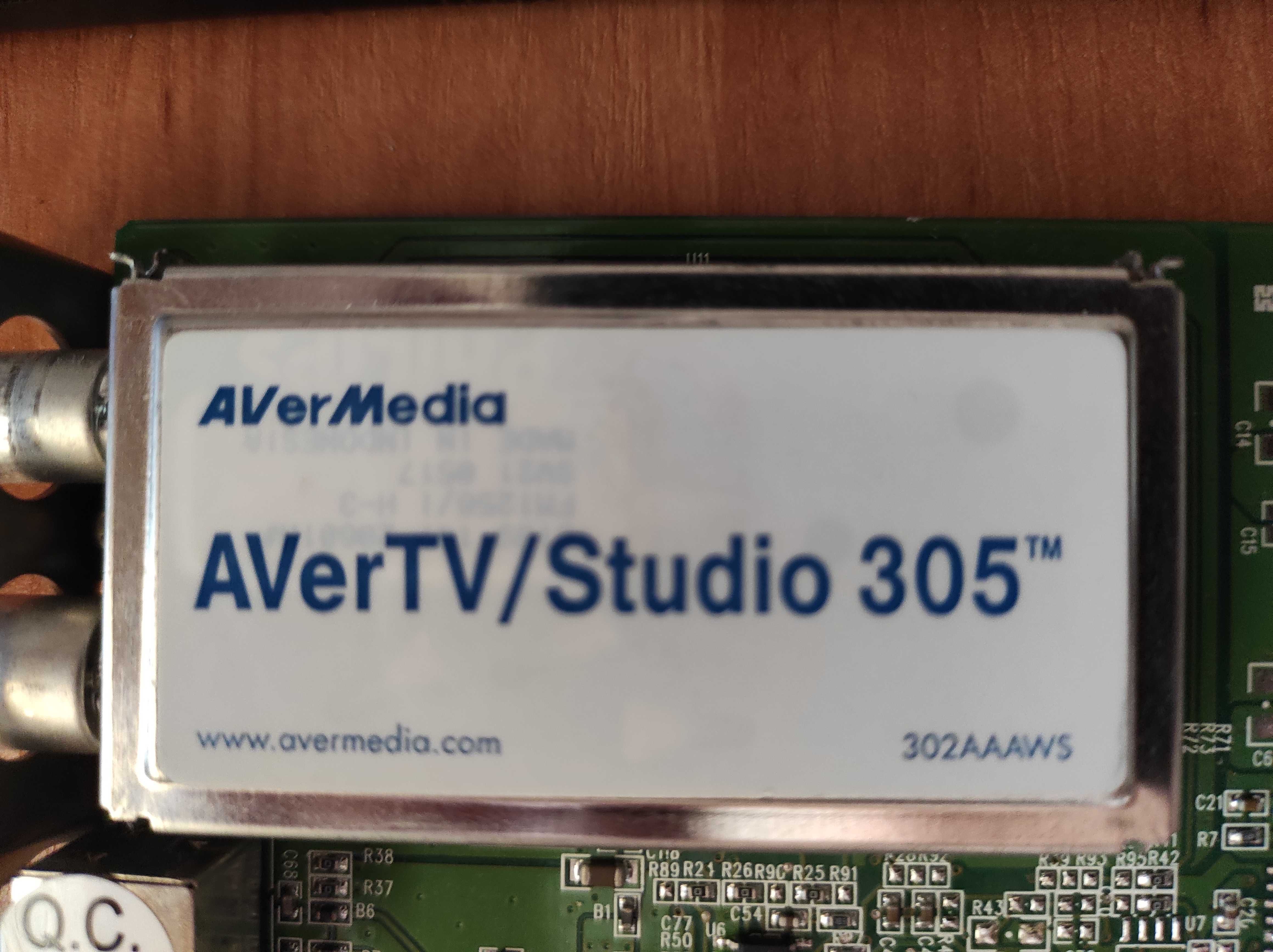 TV FM тюнер AVerMedia-AverTV Studio 305