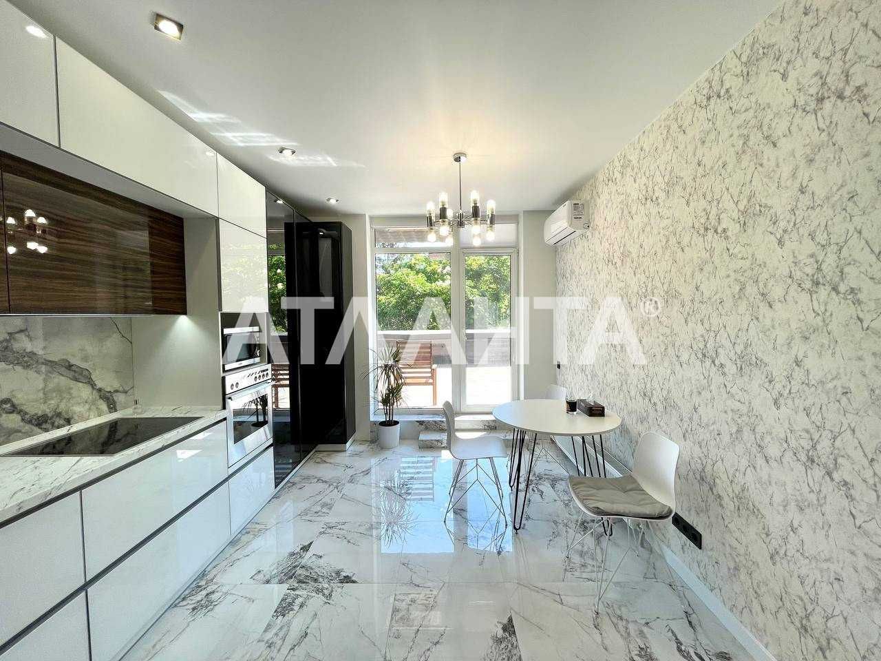 2-кім. квартира з терасою в ЖК Derby Style House на 4 ст. Б.Фонтана