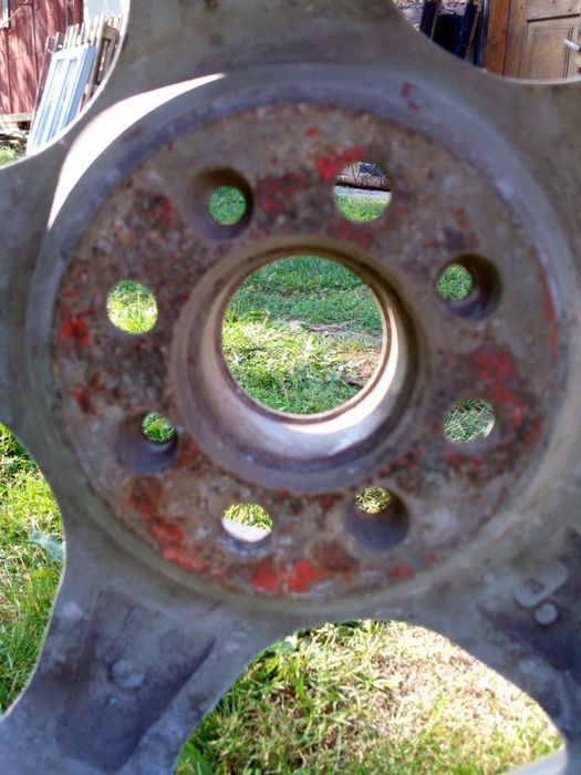 Продаються хороші диски.