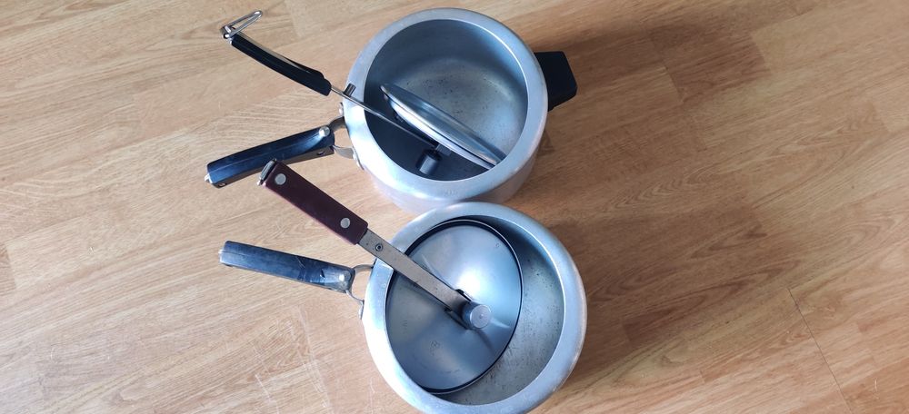 Panelas de pressão antigas