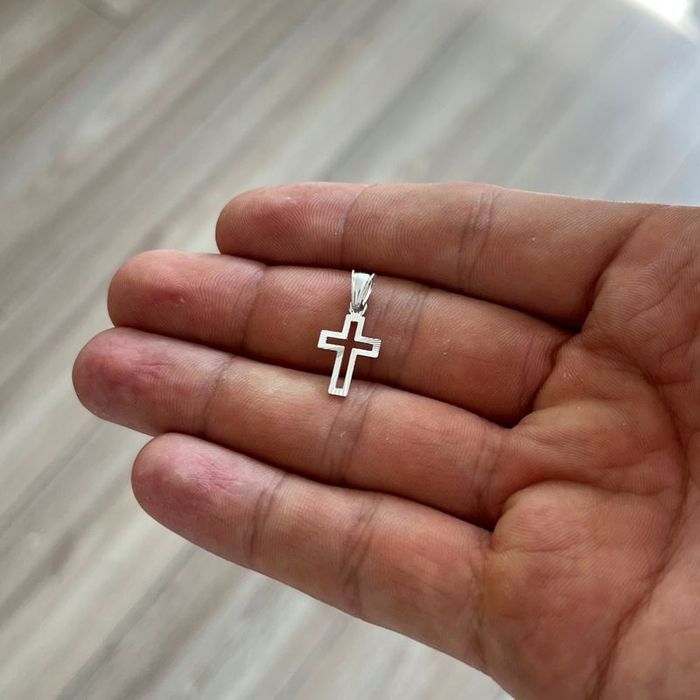 Męski Srebrny Mały Krzyż 925 Diamentowany Krzyżyk Zawieszka Rodowana G