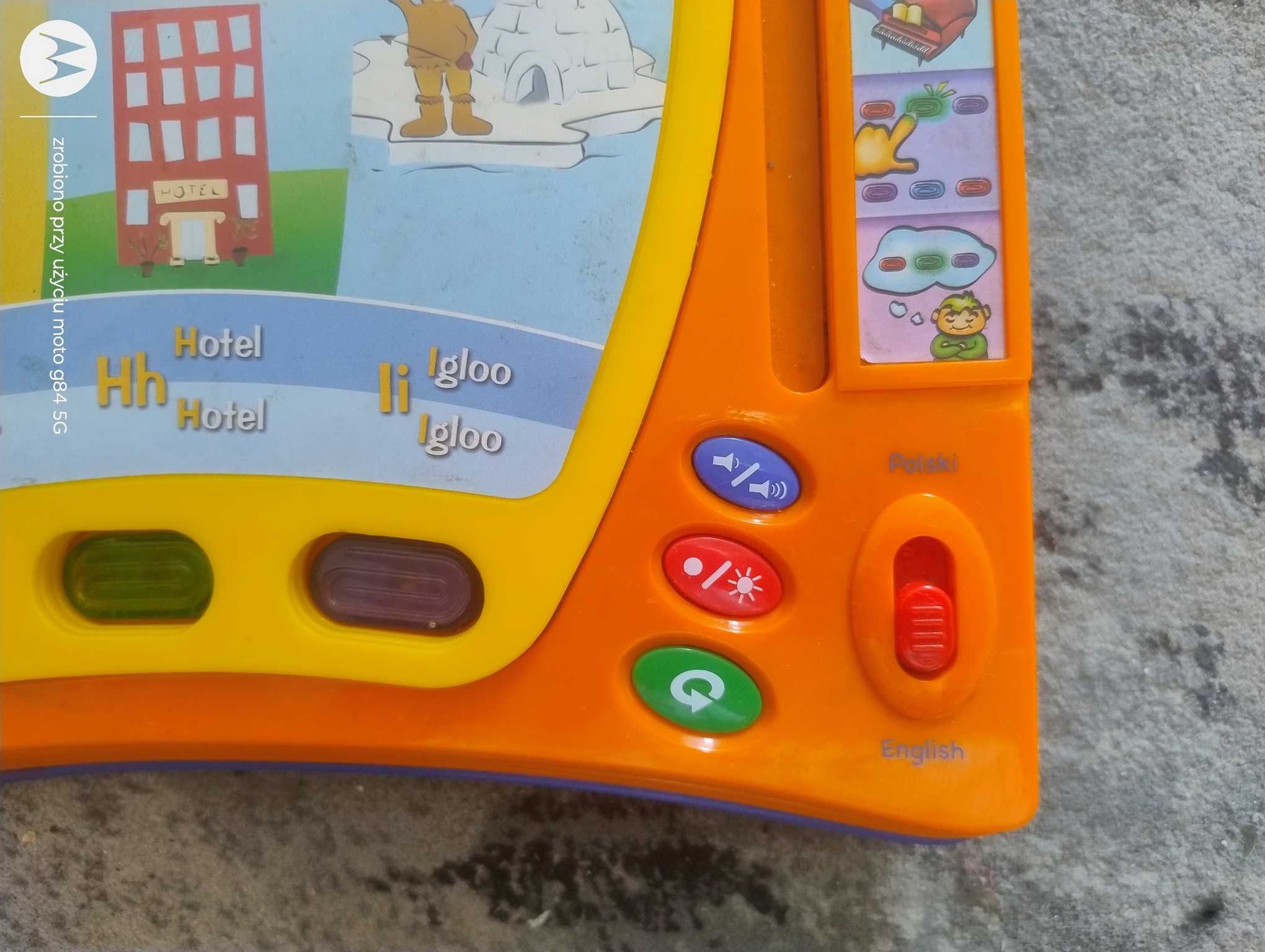 Książka - gra edukacyjna, dźwięki, światełka, edukacja