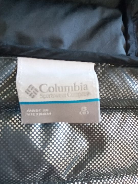 Продам оригінальну фірмову куртку Columbia 8-10 років