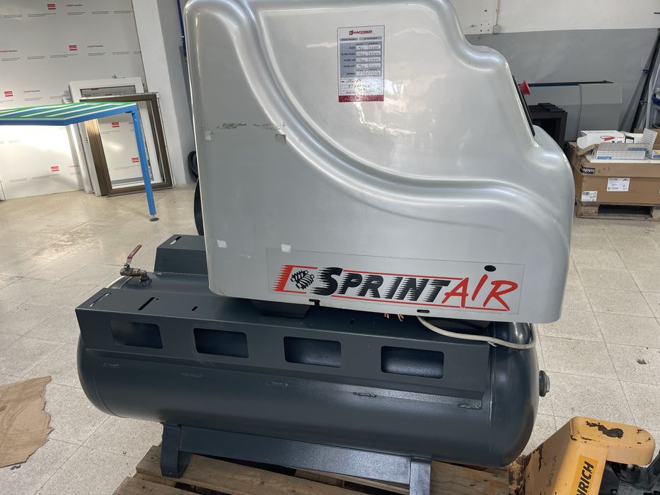 Compressor parafuso 7,5hp lapadana 200l