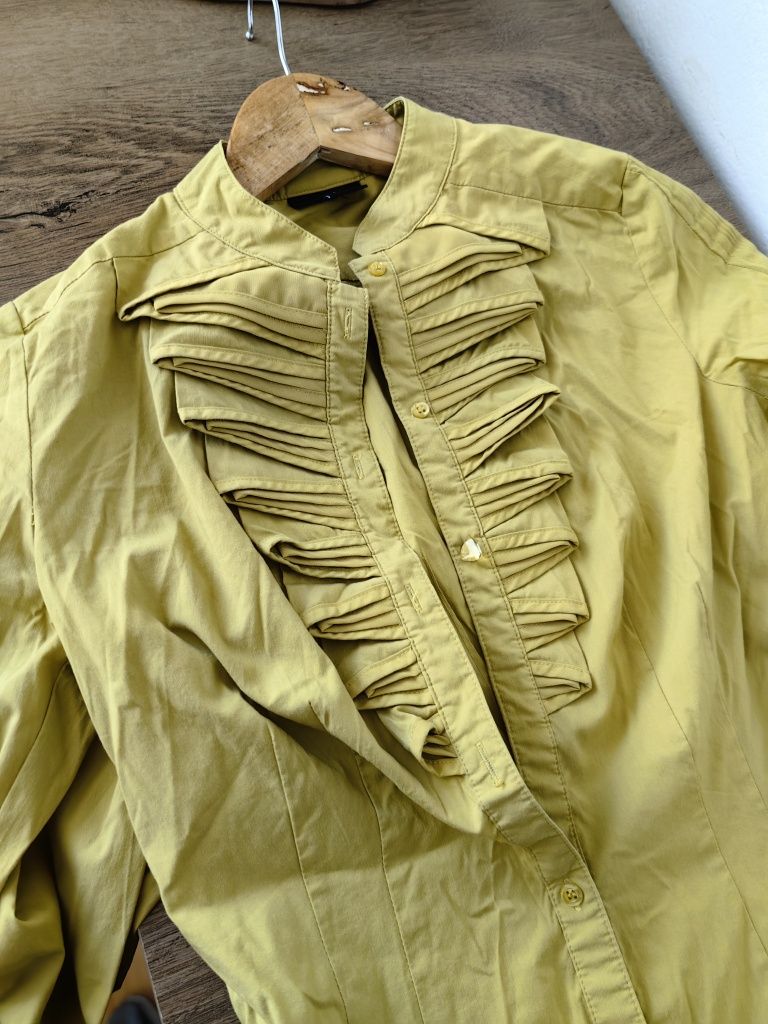 Koszula z żabotem wiosenny kolor, rozmiar XS