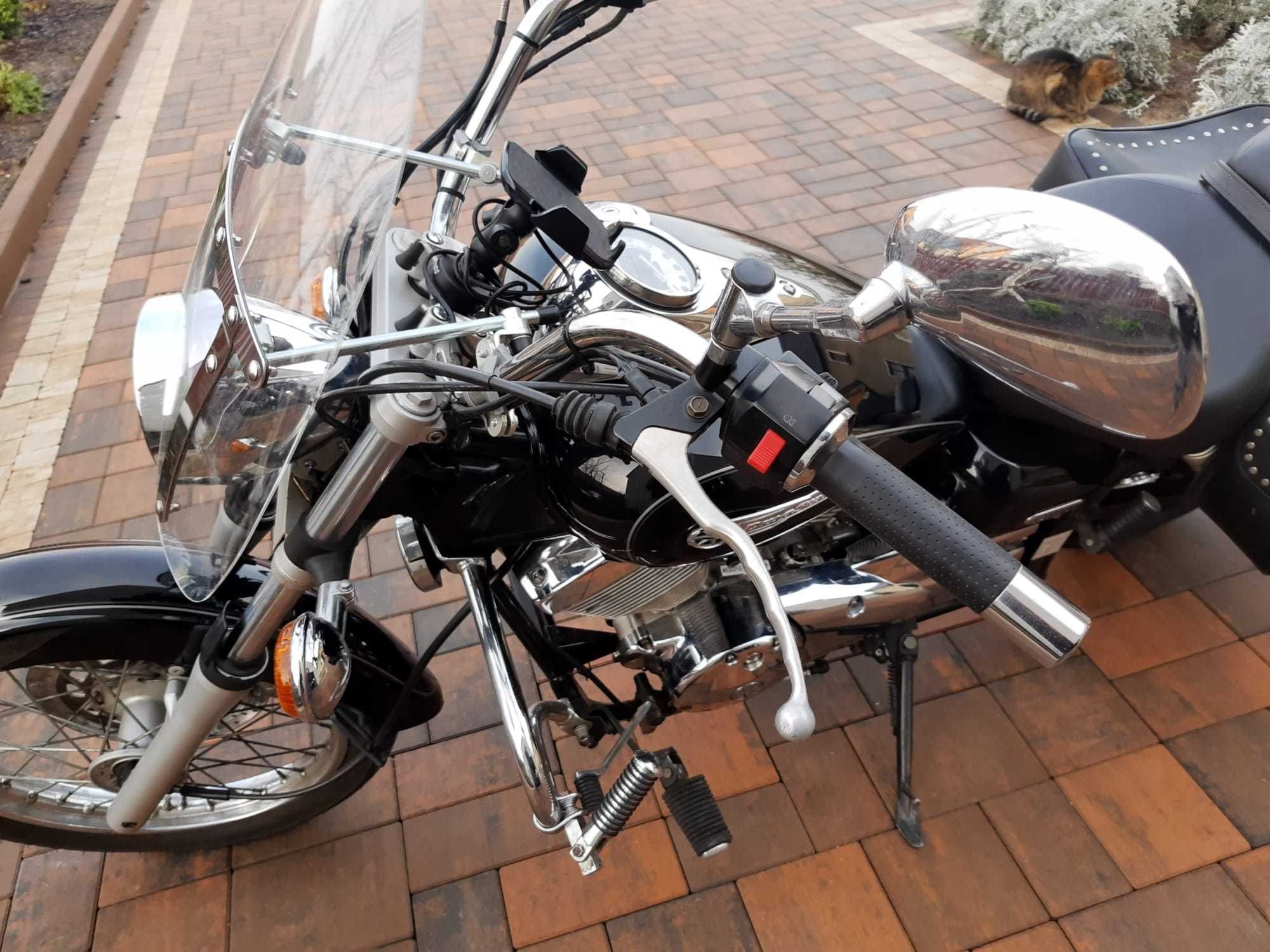 Motocykl Yamaha stan idealny