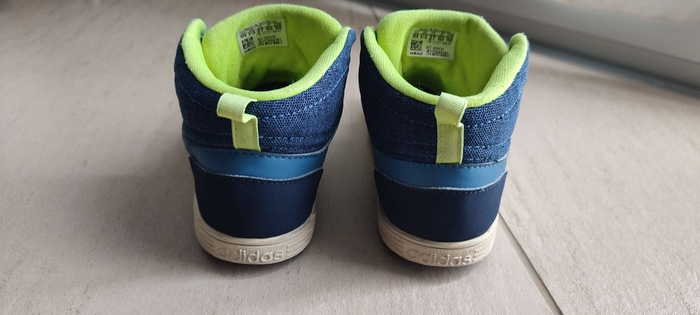 Sapatilhas Adidas n*27