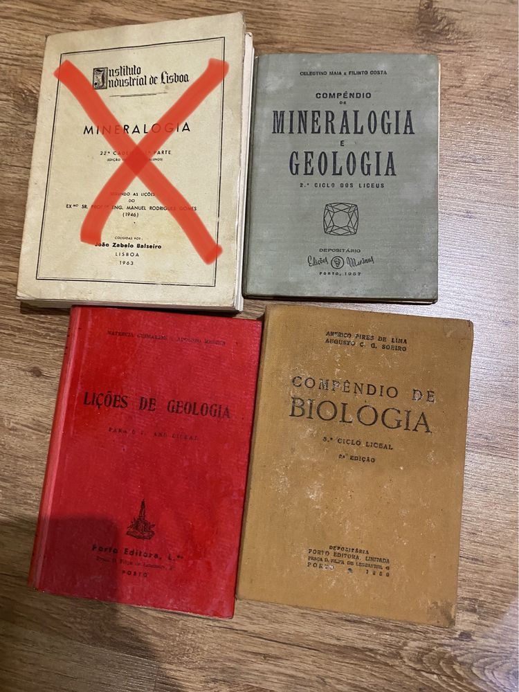 3 Manuais escolares antigos Geologia e mineralogia