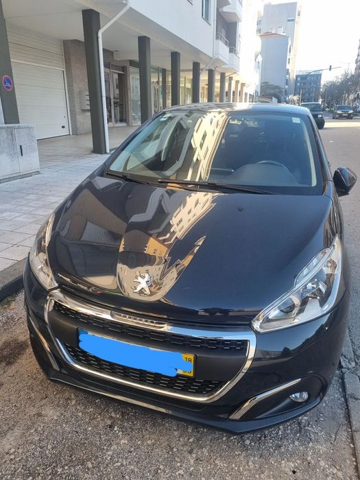 Peugeot 208 1.2 PureTech Signature