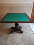 Mesa de jogo antiga