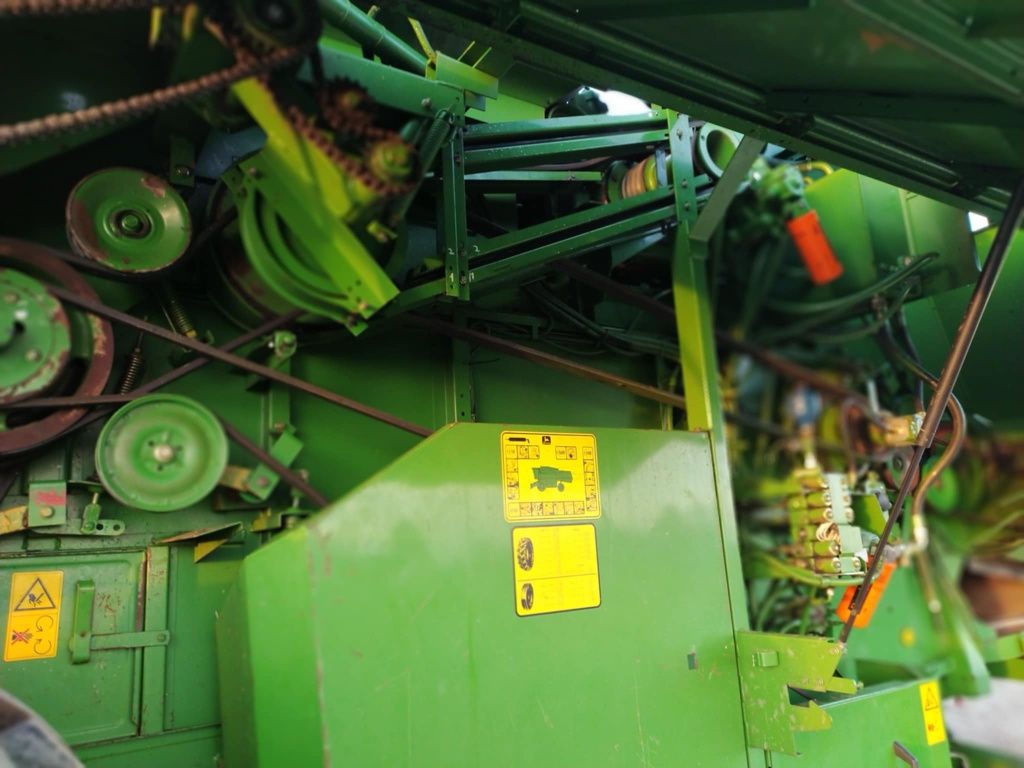 Kombajn John Deere 2256