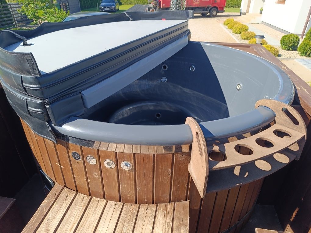 Bania mobilna jacuzzi