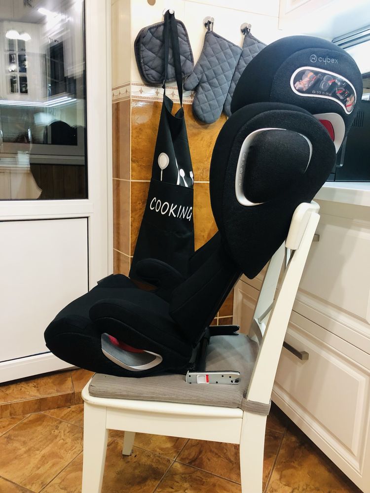 Автокрісло Cybex Solution Z-fix