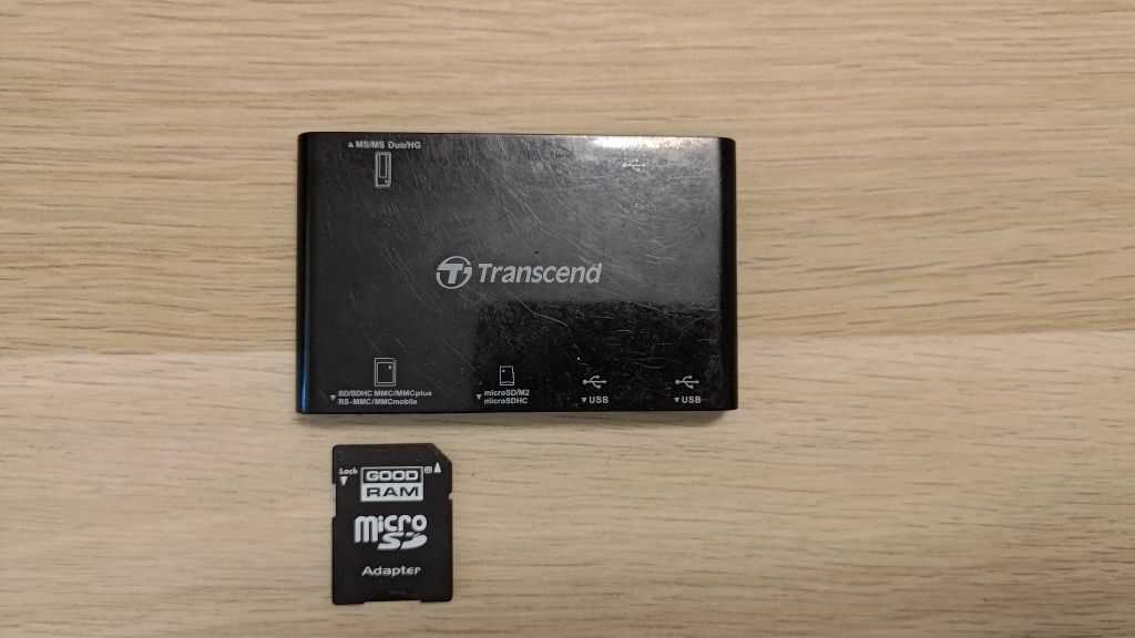 Czytnik kart pamięci Transcend  TS-RDP7K