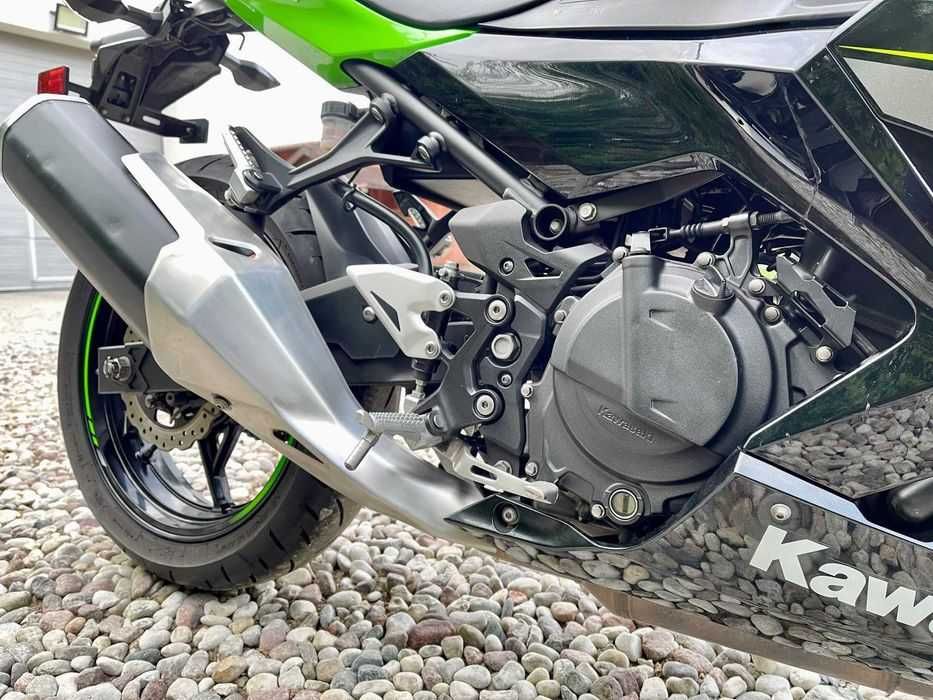 Kawasaki NINJA 400