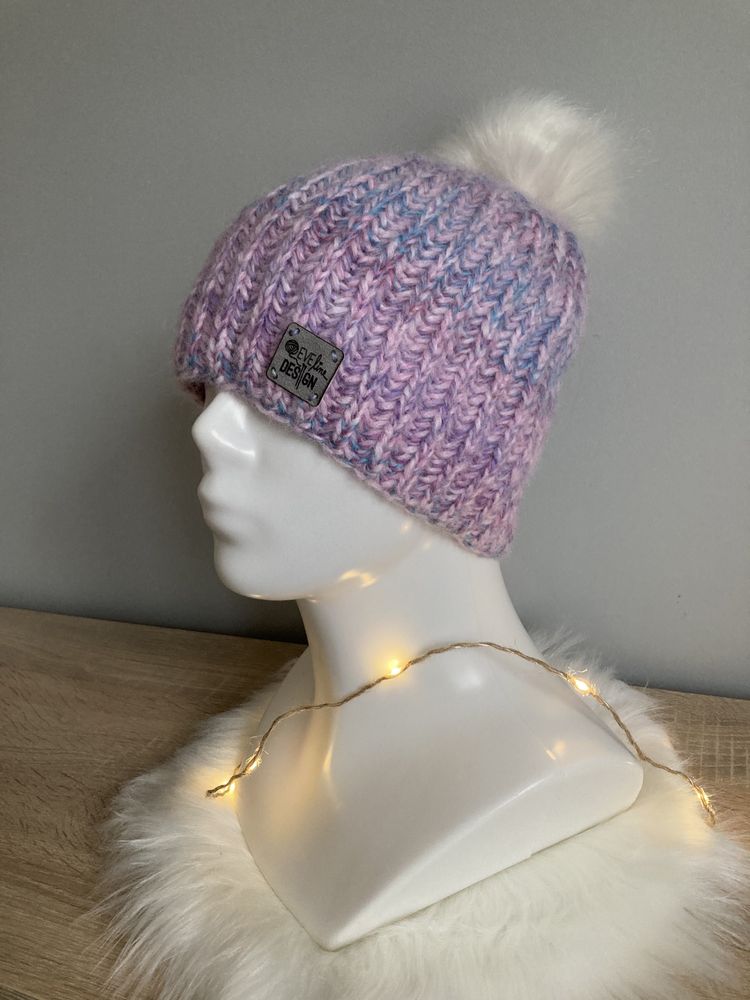 Ciepła czapka zimowa z pomponem - handmade