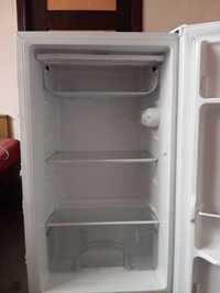 Продам холодильник майже новий, купувався пів року назад, працює все і
