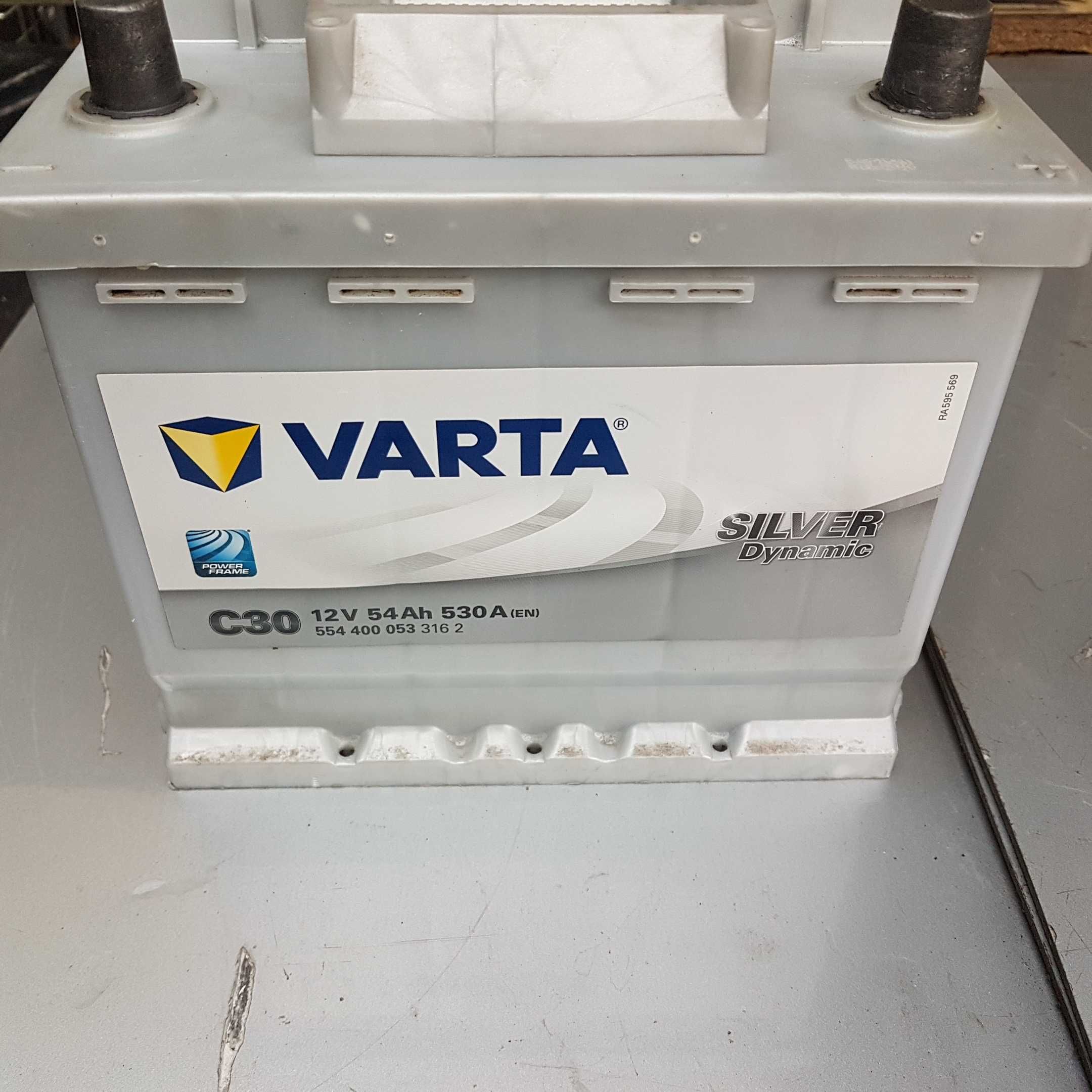 akumulator fiat opel varta silver dynamic c30 12v 54ah 530a  jak nowy