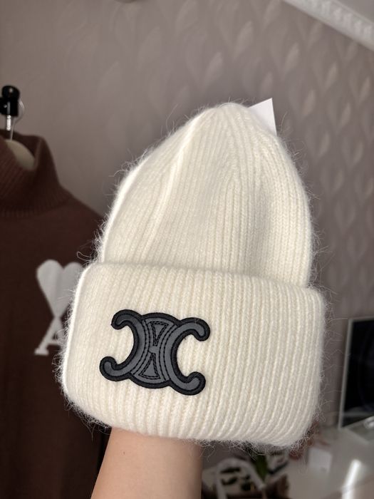 Шапка жін0ча  зимова тепла Jacqu.. в наявності