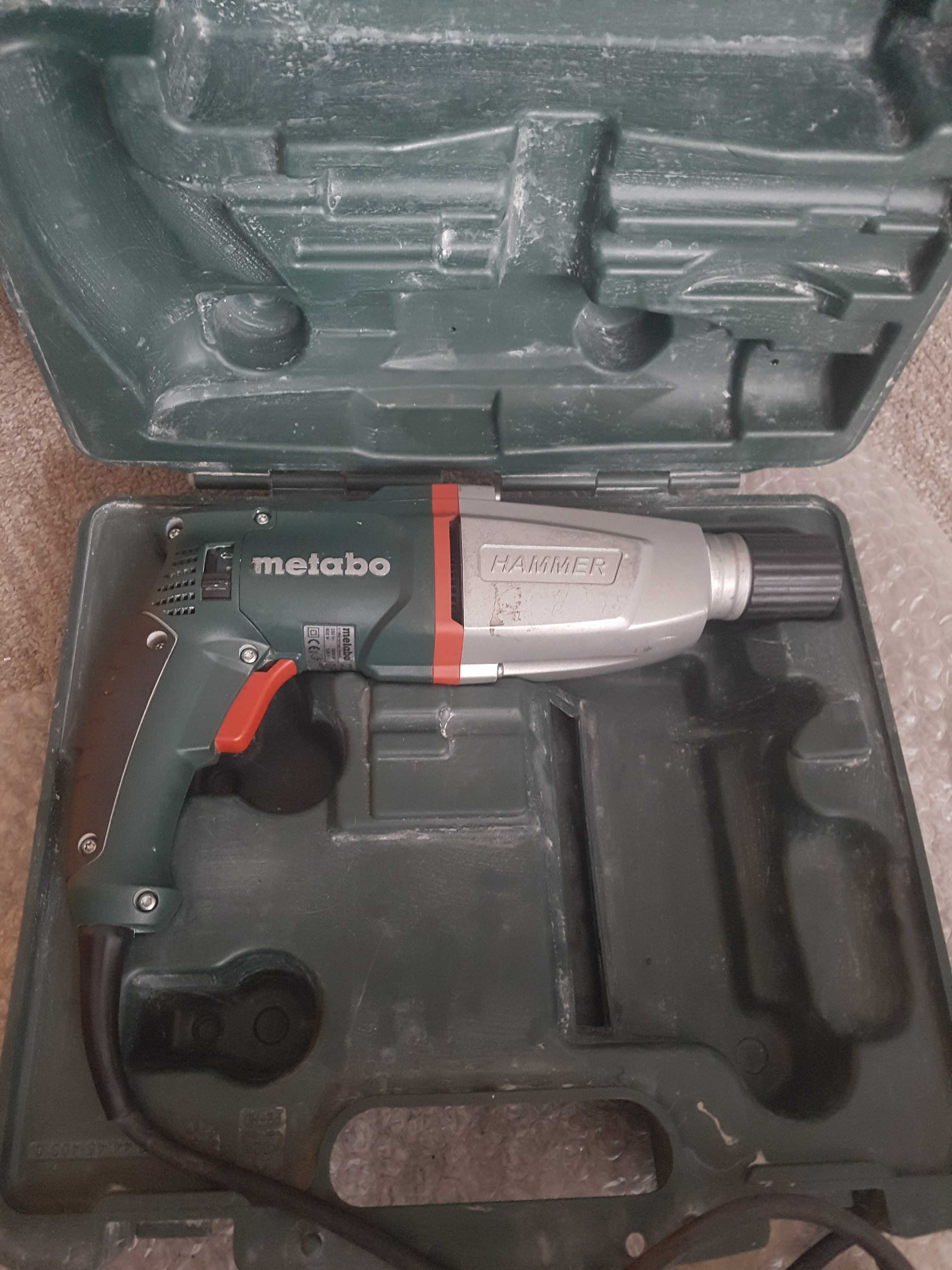 Sprzedam młoto wiertarkę Metabo KHE 2443 na części.