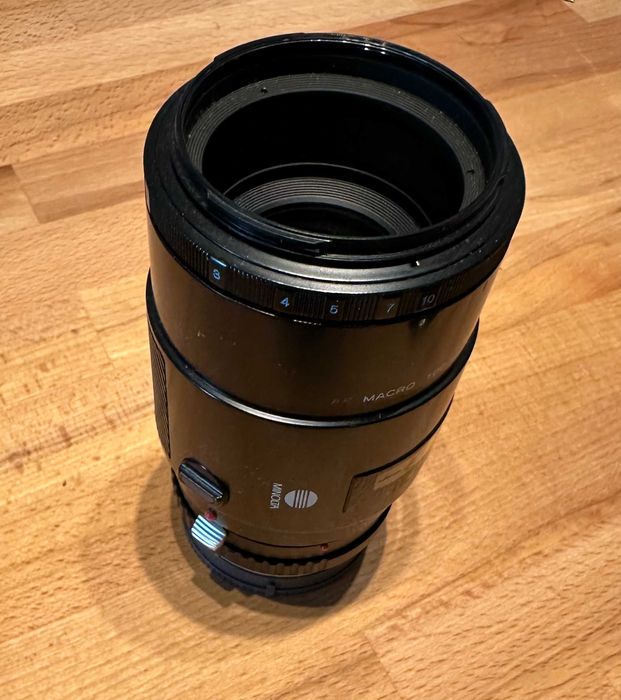 Minolta AF Macro 100mm f/2.8 (1:1) + adapter K&F Concept MAF-E (SonyE)
