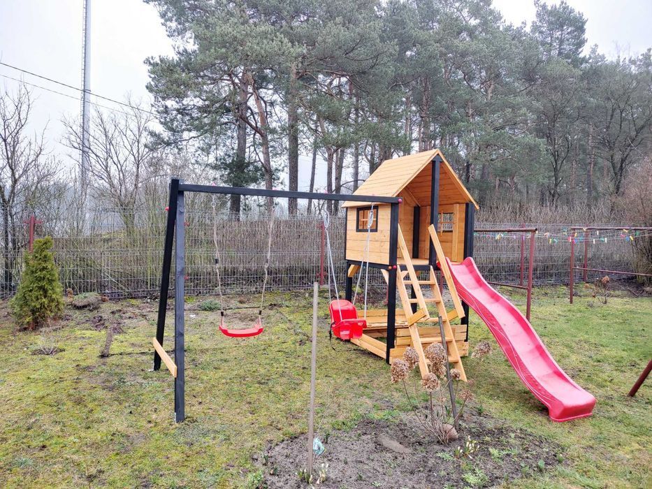 plac zabaw 2300 zł montaż i schody gratis