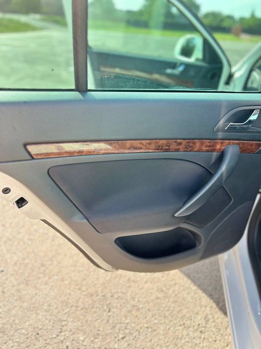 Skoda 1.4 tsi avtomat 2012