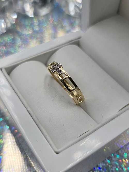 585 Cudna złota obrączka w formie różańca