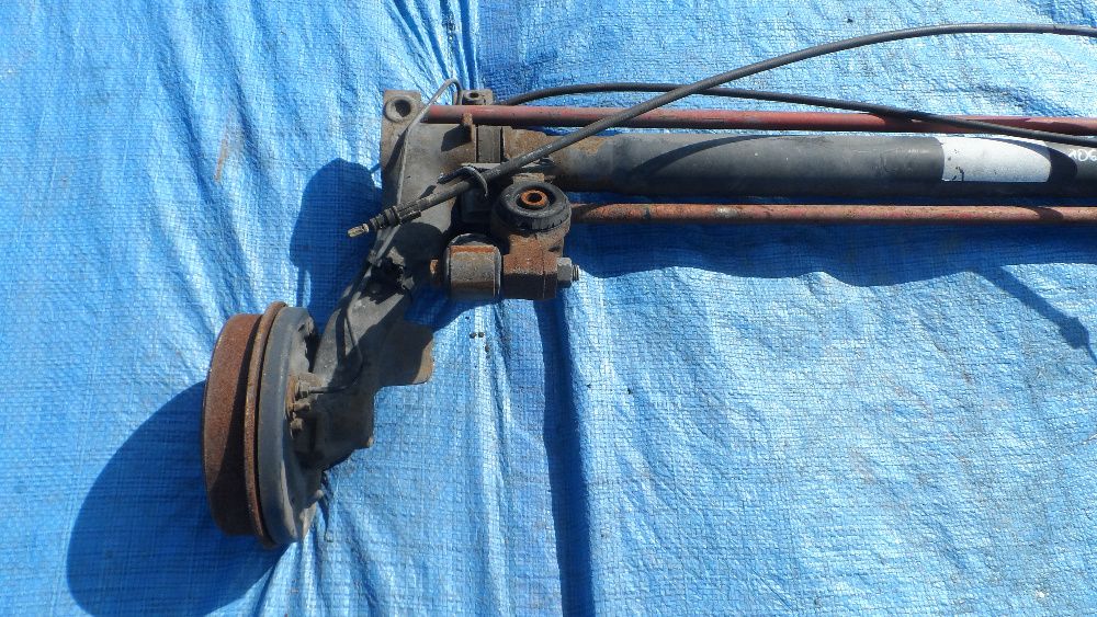 PEUGEOT 106 Tylna OŚ Zawieszenie Tył Bębny 3 Śruby Opolskie Części