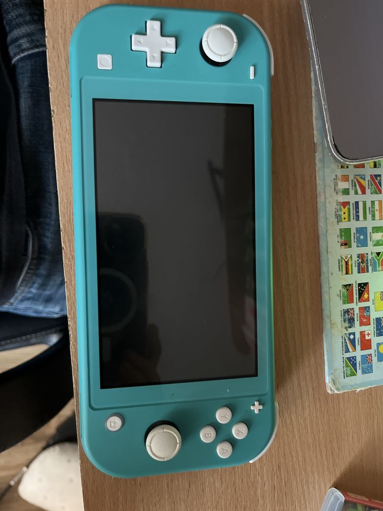 Nintendo switch lite na czesci+bateria nintendo switch litenieaktualne