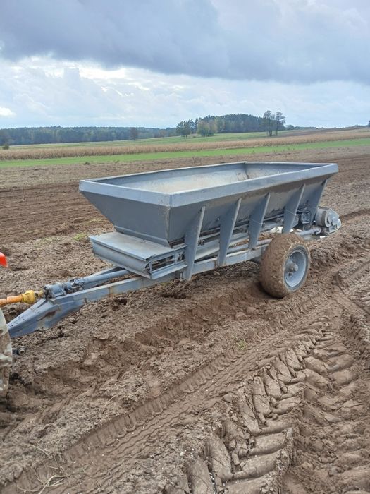 Rozsiewacz wapna rcw3 **nowe opony,nowa taśma**