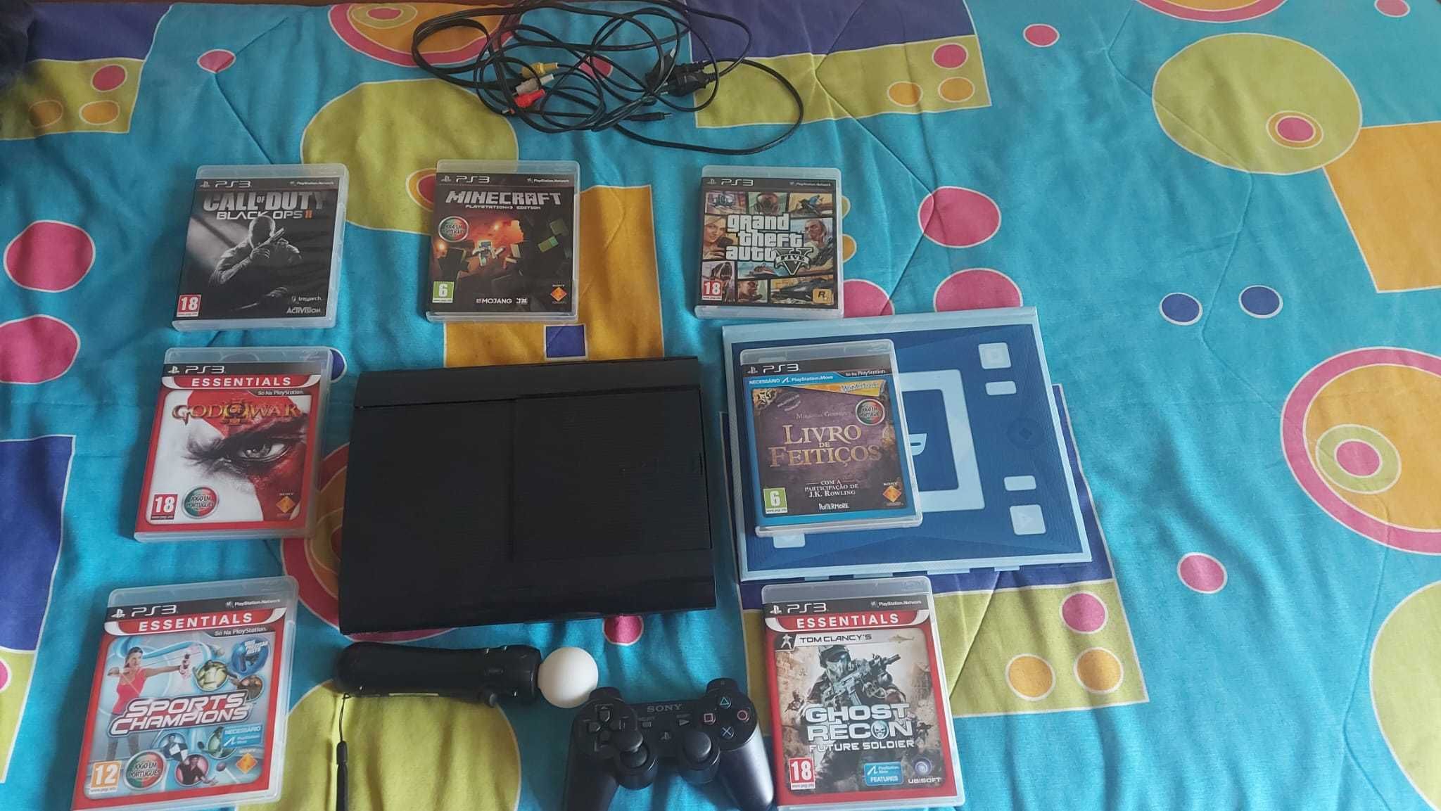 PS3 com jogos e assessórios