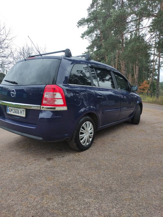 Opel Zefira B 2012 p 1.6 газ/бенз.