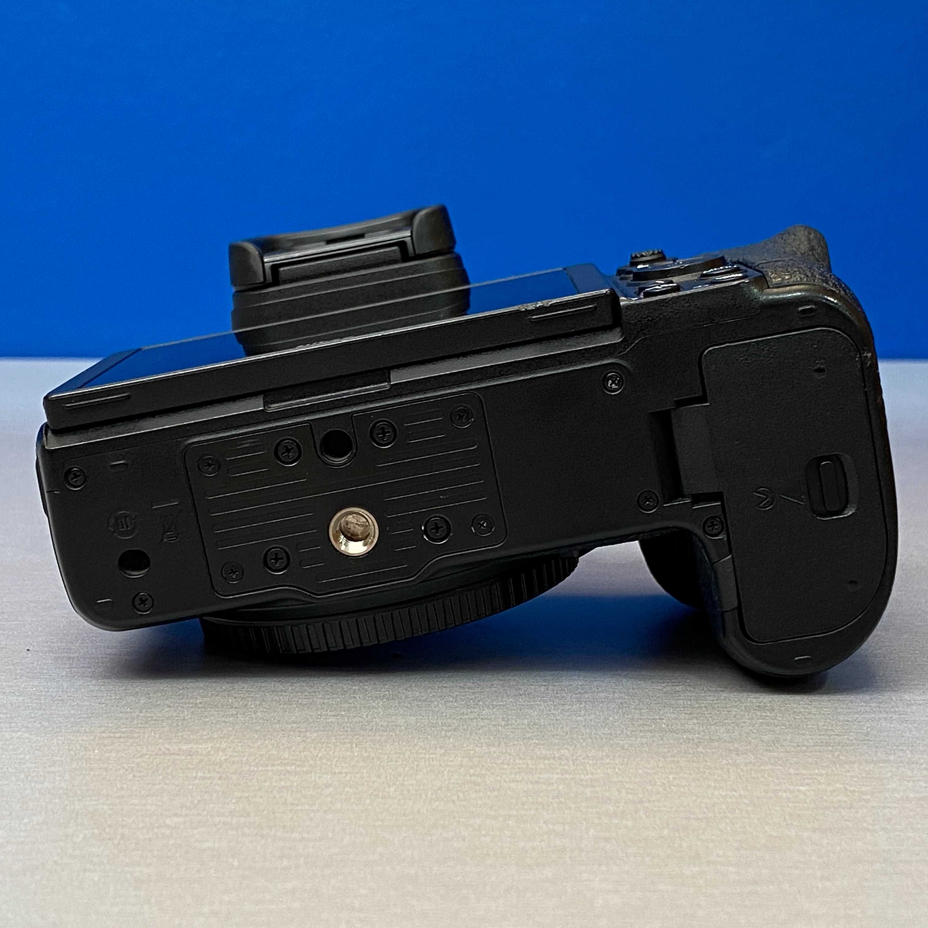 Nikon Z5 (Corpo) - 24.3MP
