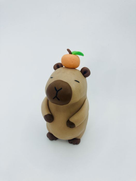 Figurki na tort z masy cukrowej kapibara