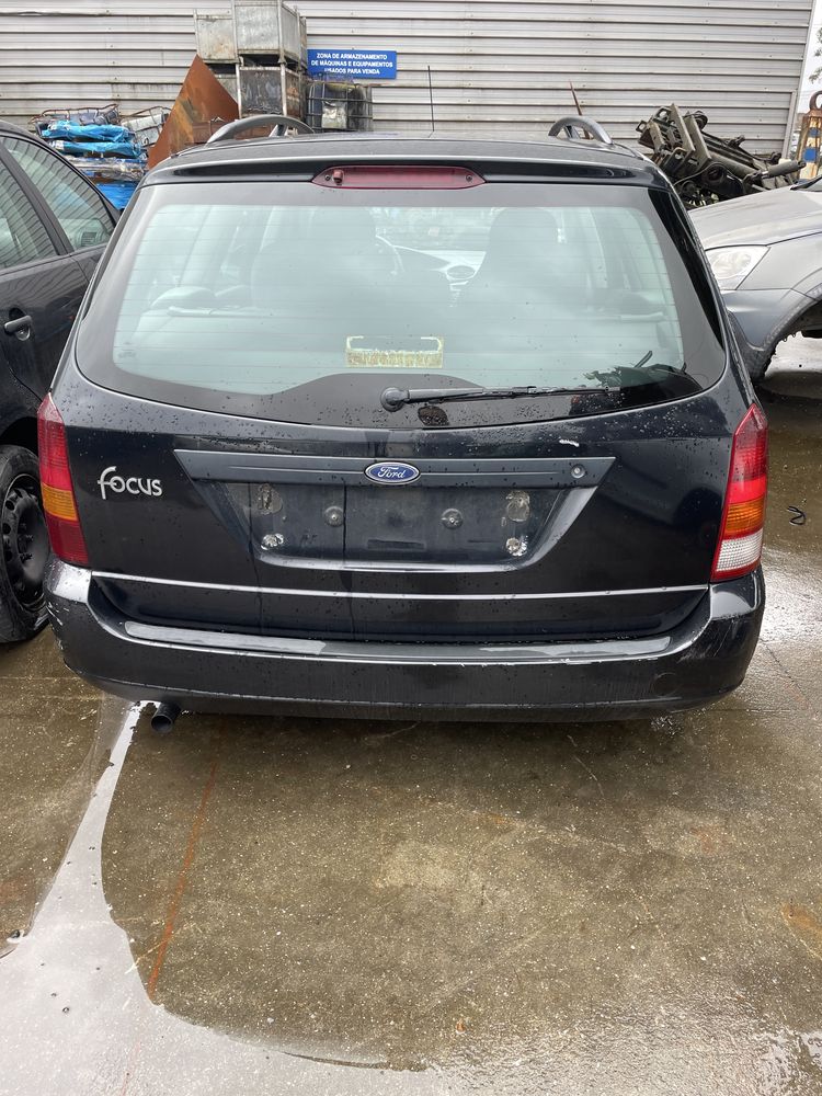 Ford focus sw para peças