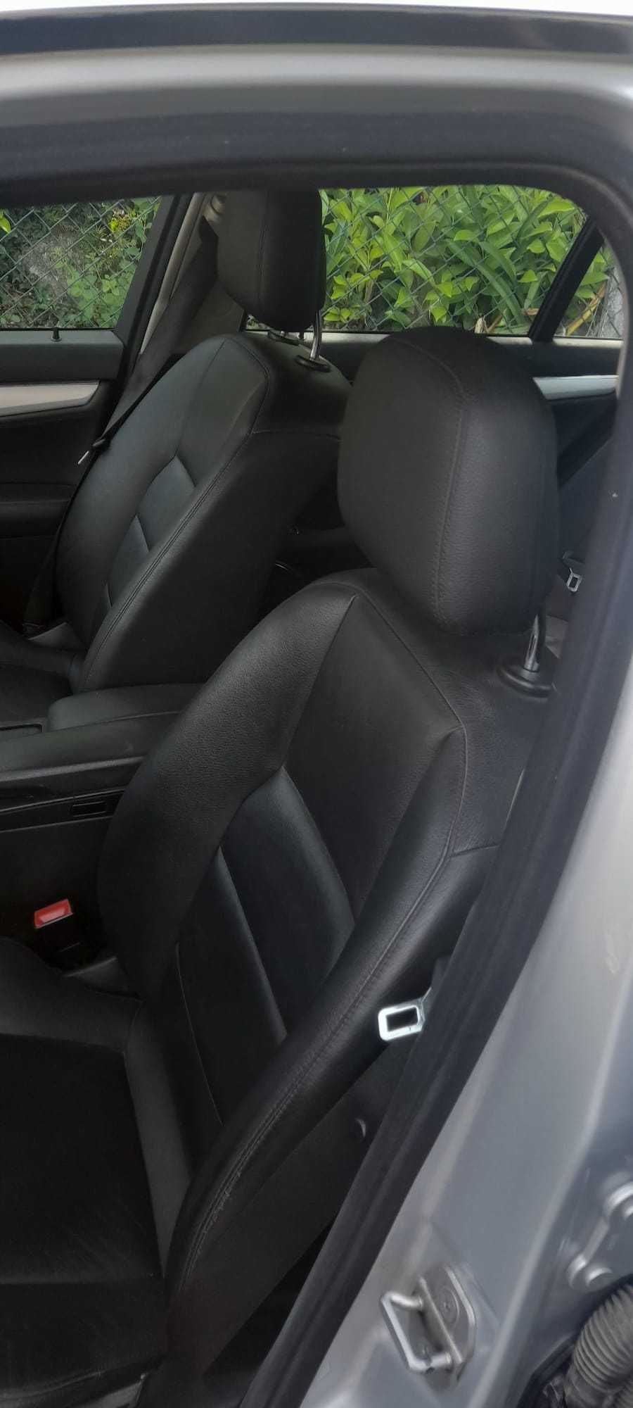Mercedes-Benz c320