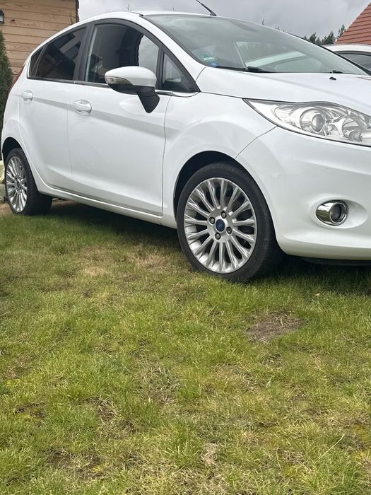 Ford fiesta 1.6 Diesel 2011 rok