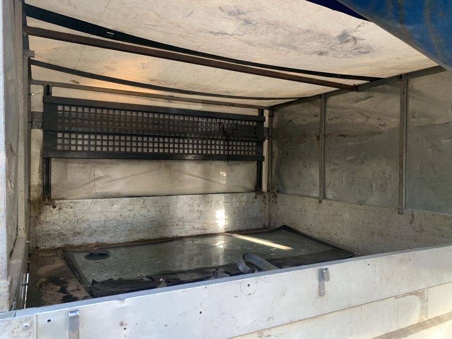 Продам хорошу машину торг хороший