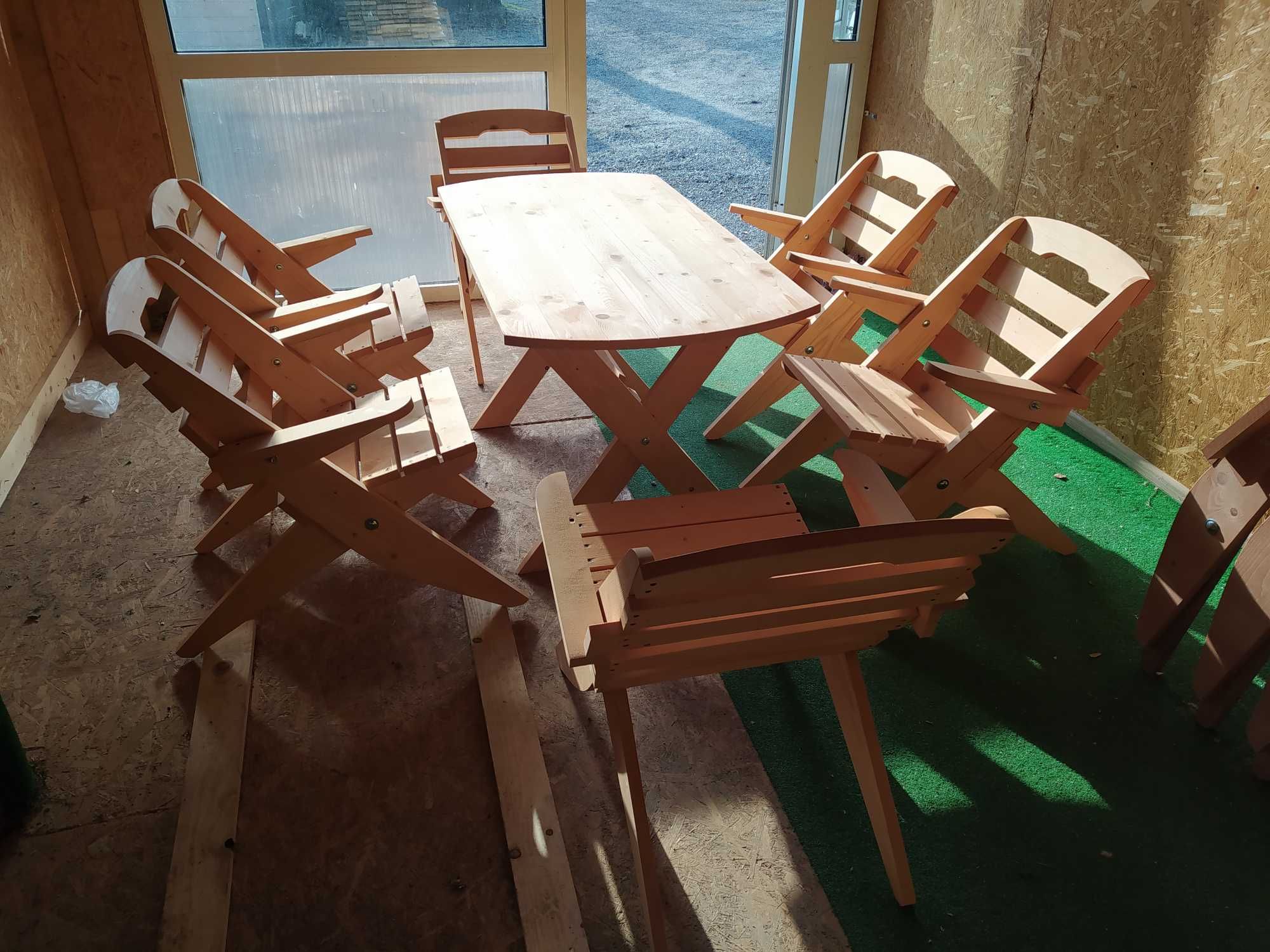Meble ogrodowe 6 krzeseł i stół