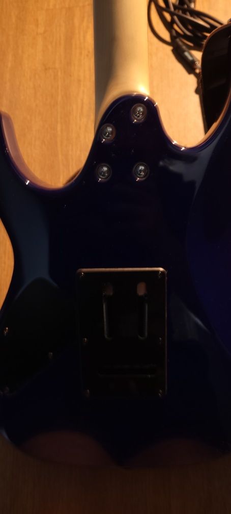 Sprzedam gitarę elektryczną Ibanez Superstratocaster